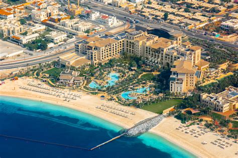 tasteinhotels  seasons dubai ocean front luxury  jumeirah beach