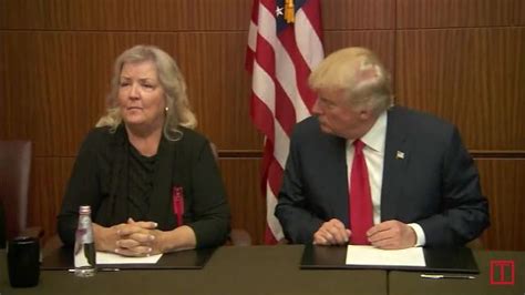 donald trump appears with bill clinton accusers