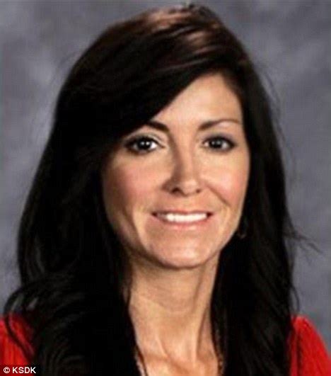 Wendy Bunnell Elementary School Teacher Faces 1 000 Fine For Hosting