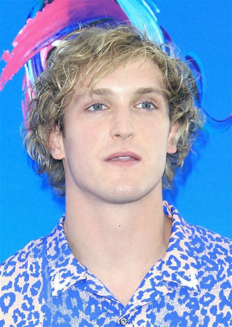 youtuber logan paul apologizes for showing dead body in japan s