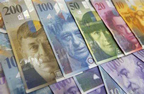 schweizer waehrungshoehenflug franken springt auf rekordhoch zum euro