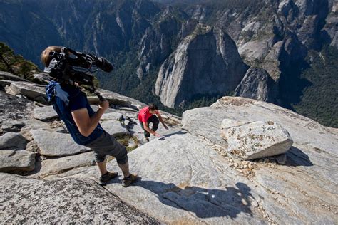 Free Solo How Filmmakers Avoided Killing Alex Honnold As He Climbed
