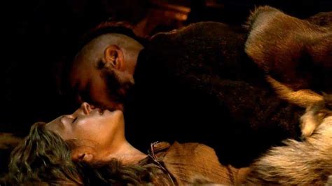 Katheryn Winnick Sex Scene In Vikings On Scandalplanet Nl