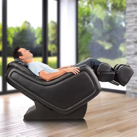 The Zero Gravity 3d Massage Chair Hammacher Schlemmer