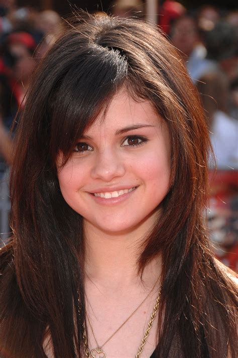 selena gomez cures her hairstyle boredom with beautiful bangs self