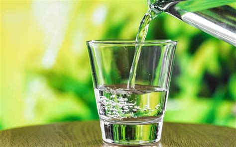 drinking hot water health benefits  starting  day  warm