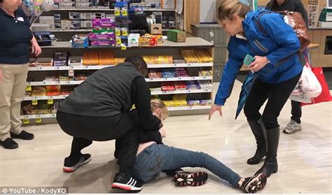 Rite Aid Employee Wrestles Shoplifting Woman In Oregon