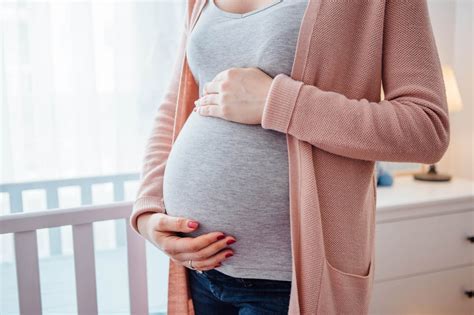 gynaecologen willen zwangeren sneller inleiden na drama zweedse studie dokter media