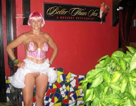 nude amateur on heels cheri at fantasy fest december