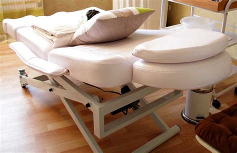 why physical therapists use electrical massage tables nhpa40
