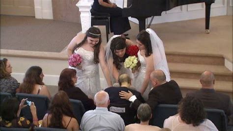 heartbreaking triple wedding held in honor of dying mom bridalguide