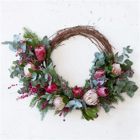 wreath  step  step guide  creating  country chic