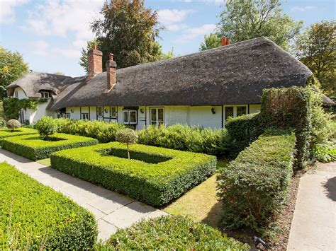 Enid Blyton S Former Home Is Yours For £1 75m The Independent