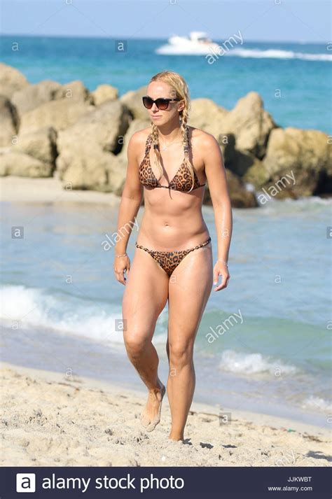 Sabine Lisicki German Tennis Star Sabine Lisicki Shows