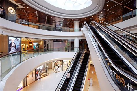 chinese luxury mall   future retail  asia