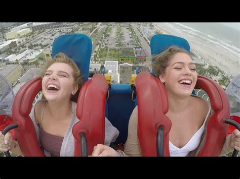 slingshot ride fails girls in the slingshot ride video dailymotion