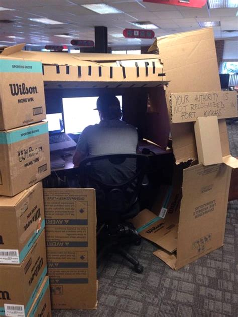 Worker S Cardboard Office Fort Goes Viral And Sparks Trend For Diy