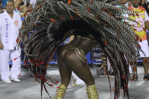 musas  rainhas exibem seus bumbuns na nuca  segundo  de carnaval fotos em carnaval