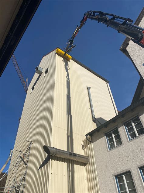 hallenfassaden reinigen mit dem wall cleaner bauhandwerk