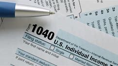 MoneyWatch: IRS faces tax season challenges