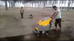 Walk Behind Scrubber Drier FR30E45 Cleaning Big Warehouse Concrete Floor