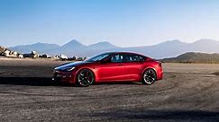 US: Tesla Accounts For 28% Of Luxury/Premium Car Sales In Q1 2023