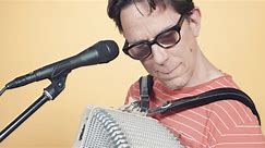 They Might Be Giants Perform Eccentric Set at Rolling Stone
