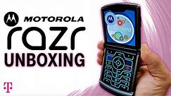 Motorola RAZR 5G Unboxing | T-Mobile