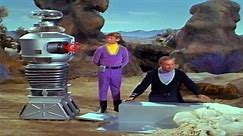 Lost in Space S3E09 - Collision Of Planets