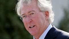 Aubrey McClendon, the former CEO of Chesapeake Energy, was killed after his SUV crashed into the wall of an Oklahoma City overpass