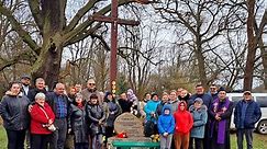 Mieszkańcy gminy Bobrowice pamiętają o opuszczonej wsi Czeklin. Odsłonili pamiątkowy pomnik
