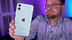 Unboxing the iPhone 11 with clear Apple phone case