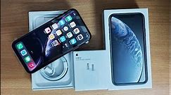 iPhone XR 128GB (Black) Unboxing and Quick Hands-On