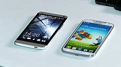 Smartphone face-off: HTC One v Samsung Galaxy S4 - video reviews