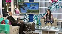 open legs in the morning show of  pakistani anchor