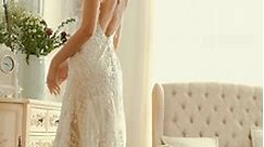 #250170: Trumpet/Mermaid V-neck Court Train Tulle Lace Wedding Dress