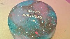 Fondant Galaxy Birthday Cake without an airbrush