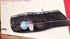 Unboxing: Microsoft Ergonomic Keyboard 4000