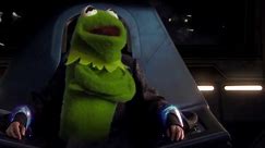 kermit the Frog as Star Wars Chancellor palpatine ( Funny Spoof)