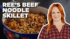 Ree's Drummond Makes a Beef Noodle Skillet | The Pioneer Woman | Food Network