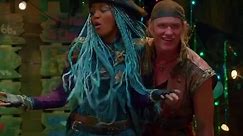 What’s My Name ( Descendants 2 Movie ) 🥹 #offlixenostalgic_tv #descendants2 #whatsmyname #nostalgia #chinaannemcclain #childhoodmemories #disneychannel #2010sthrowback #fyp