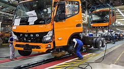Inside Massive Japanese Factory Building Mitsubishi Fuso Trucks - Production Line