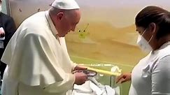 Pope Francis continues to show improvement