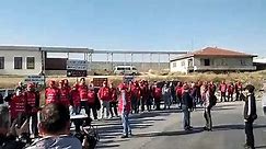 Metal işçilerine polis ablukası