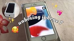 unboxing the iphone 7 🥰