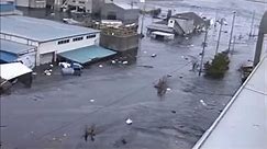 2011 Japan Tsunami - Hachinohe Port. (Full Footage)