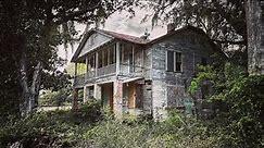 Beautiful 151 year old Forgotten House Along the Coast of South Carolina