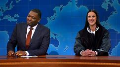 Caitlin Clark crashes 'Weekend Update' to confront 'SNL' host over past sports jokes
