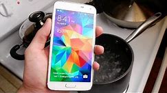 Samsung Galaxy S5 Boiling Hot Water Test