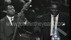 Howlin' Wolf "Smokestack Lightning" Live 1964 (Reelin' In The Years Archives)
